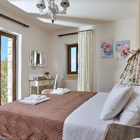 Orelia Cretan Villas & Deluxe Apartments Kamilári Kültér fotó