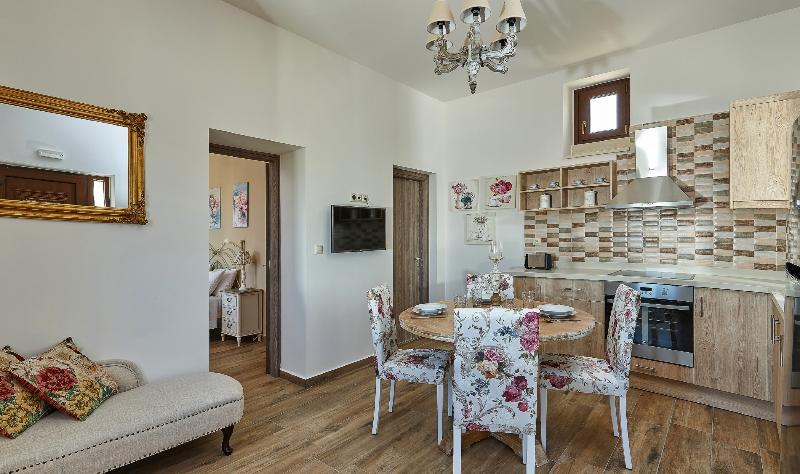 Orelia Cretan Villas & Deluxe Apartments Kamilári Kültér fotó